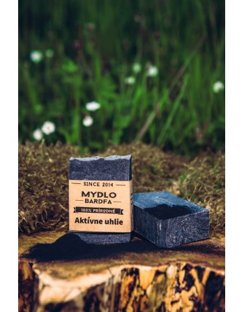 Mydlo s aktívnym uhlím