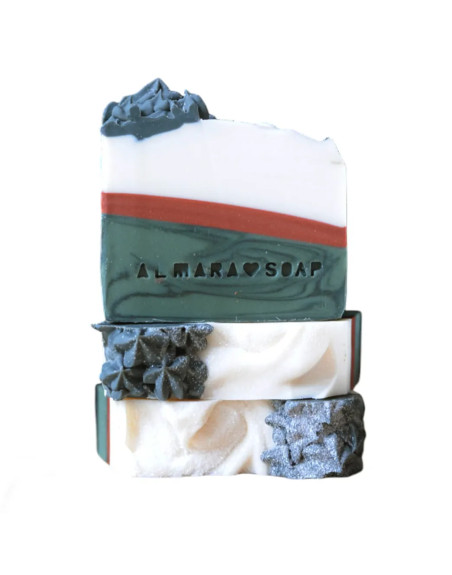 Merry Christmas-Designové ručne vyrobené mydlo s vôňou ihličia a vianočného korenia 100 ± 5 g